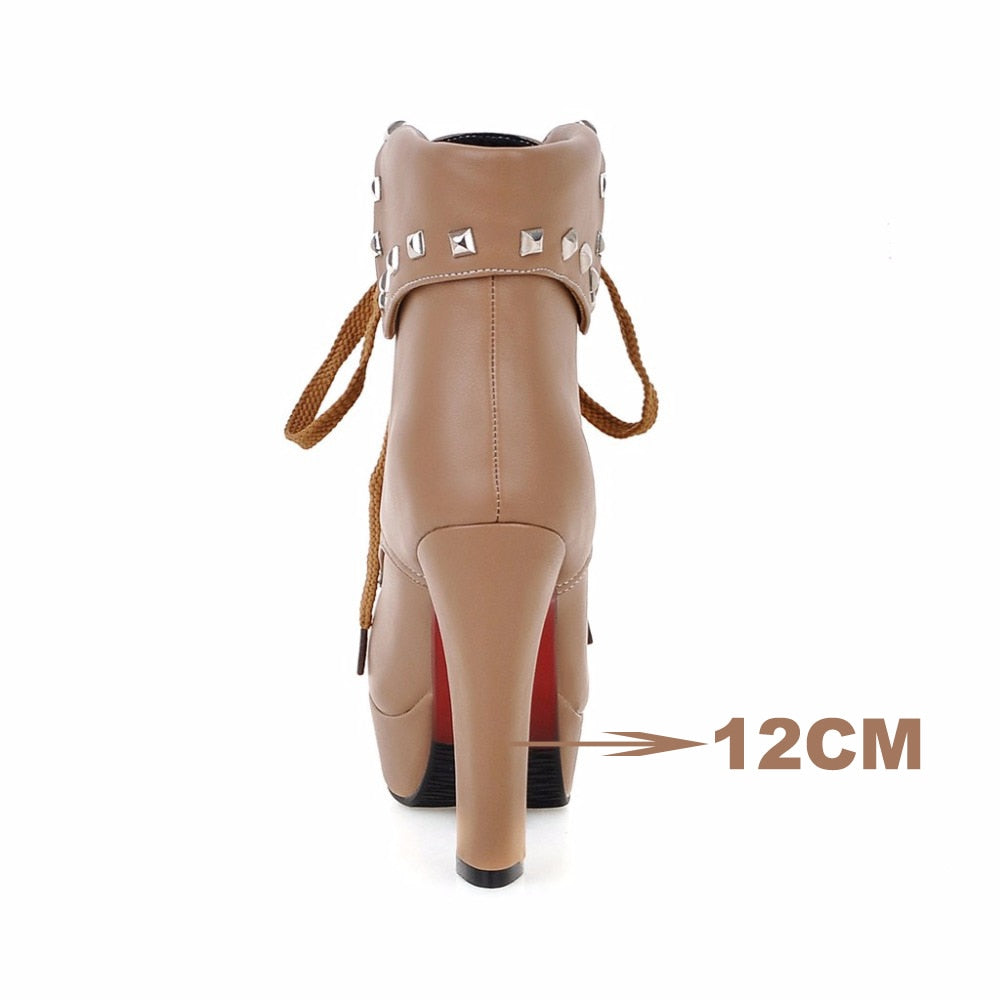 Low top Martin boots