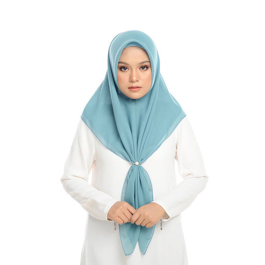 Sunscreen and breathable scarf
