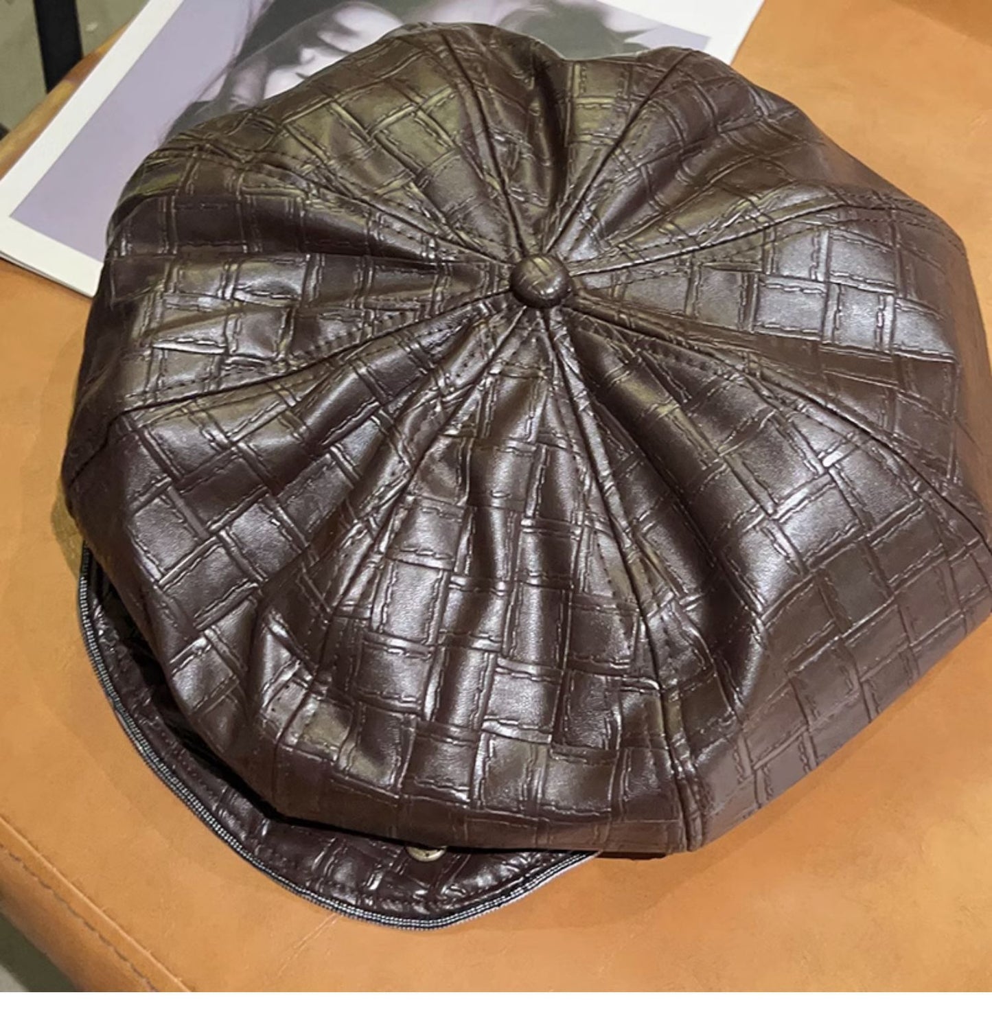 PU Leather Cloud British Retro High Quality Small Octagonal Cap Autumn And Winter Temperament