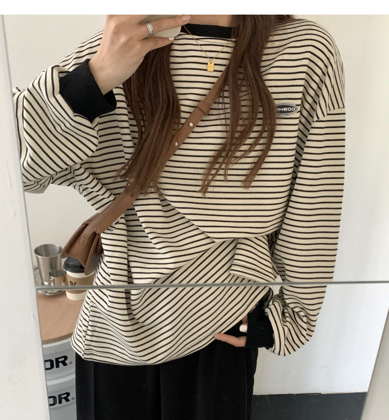 Tynd stribet langærmet sweater med løs rund hals