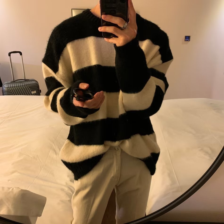 Round Neck Striped Design Sense Niche Soft Glutinous Sweater