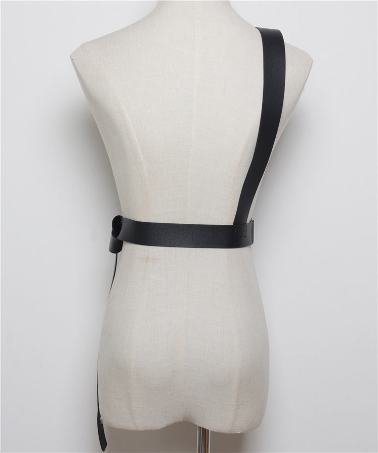 Harnais asymétrique en imitation cuir