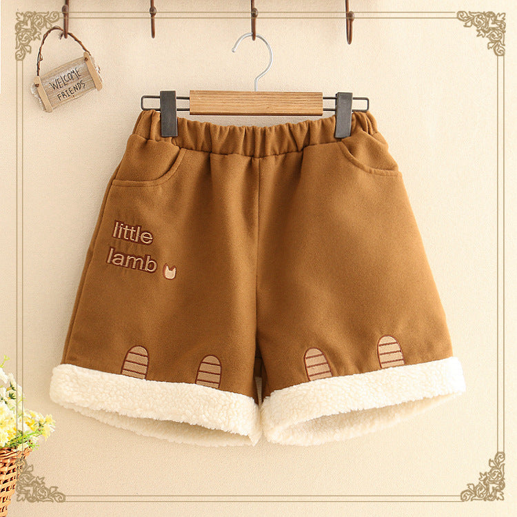 Plush Japanese style woolen shorts