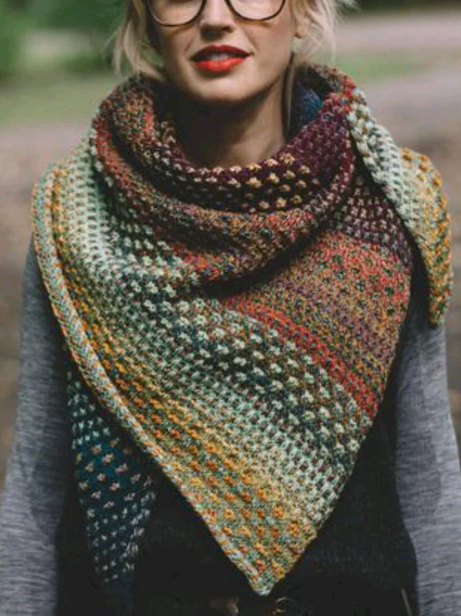 Cashew Flower Pattern Triangle Neck Scarf