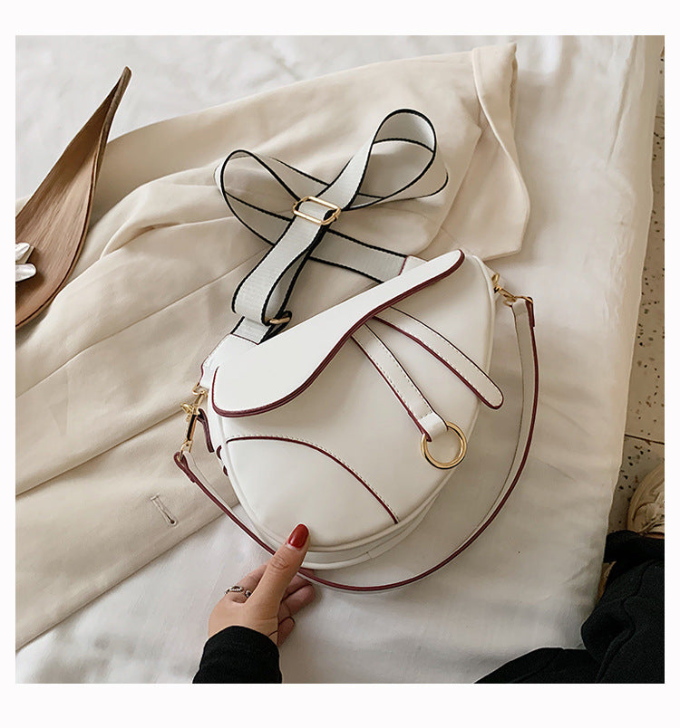 Horseshoe Broadband Messenger Bag
