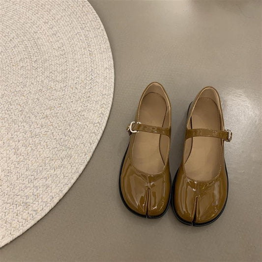 Retro Square Head Fake Split Toe Pumps Mary Jane