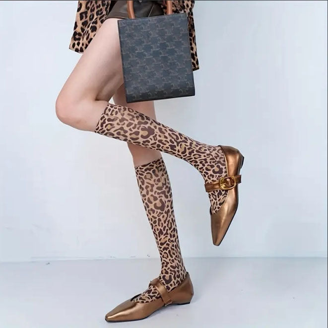 Leopard-print Horse Oil Socks With A Mid-calf Length And A Printed Design