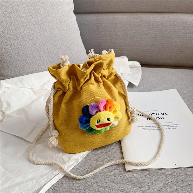 Female cartoon doll bucket bag