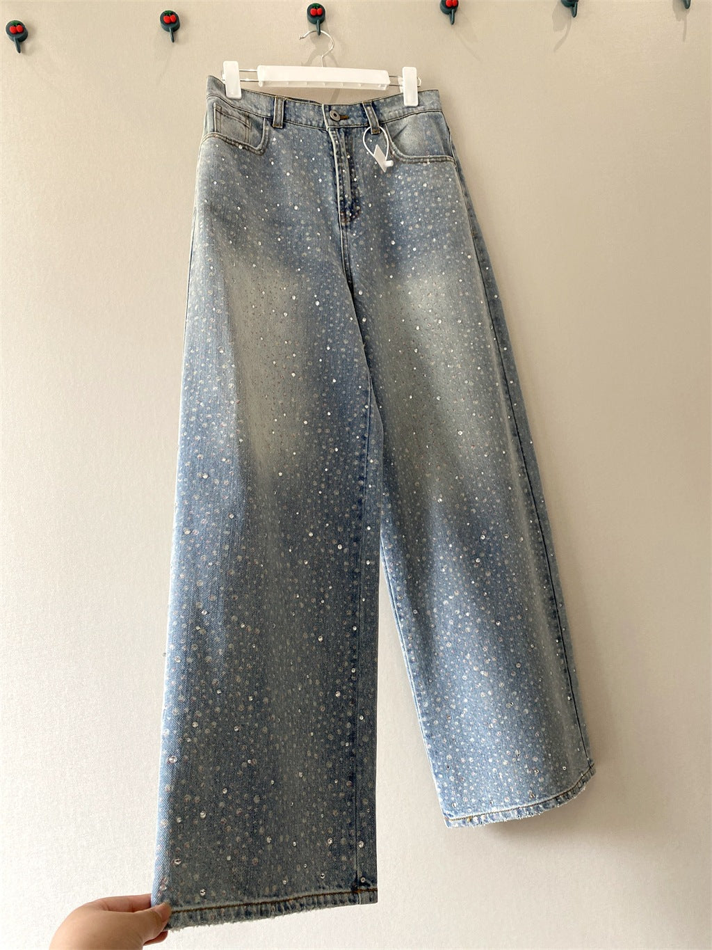 Womens Stylish Distressed Jeans With Rhinestone Detailing