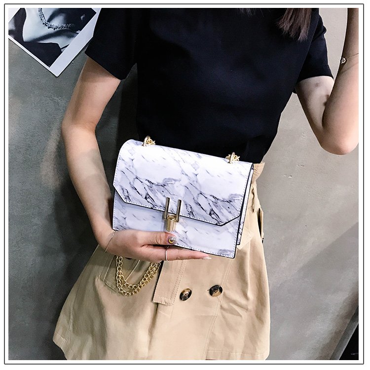 Korean version of the crossbody bag