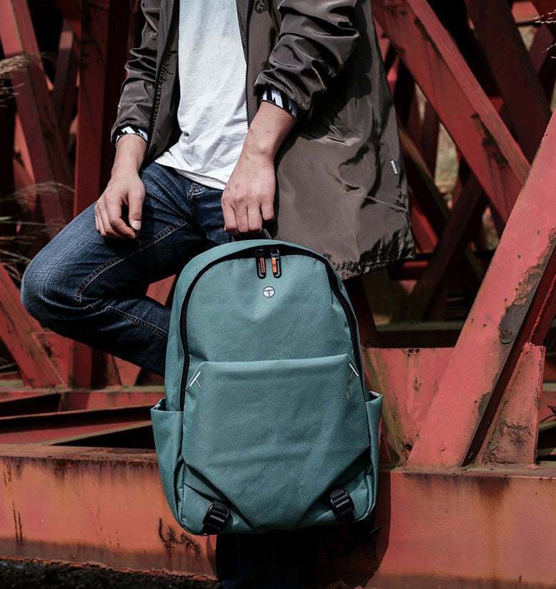 Men's mountaineering waterproof backpack