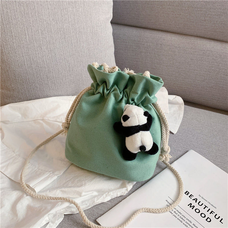 Female cartoon doll bucket bag