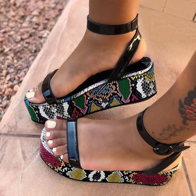 Snakeskin word strap women's shoes printed sandals