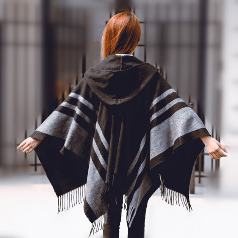An imitation cashmere cape