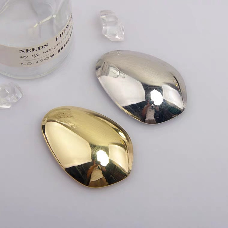 Europæisk og amerikansk mode metal æggeskal hårstyling minimalistisk design ovalt skjold fjederclips til hår
