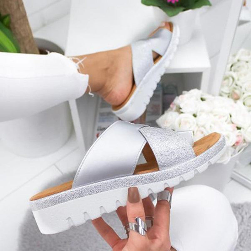 Light sandals