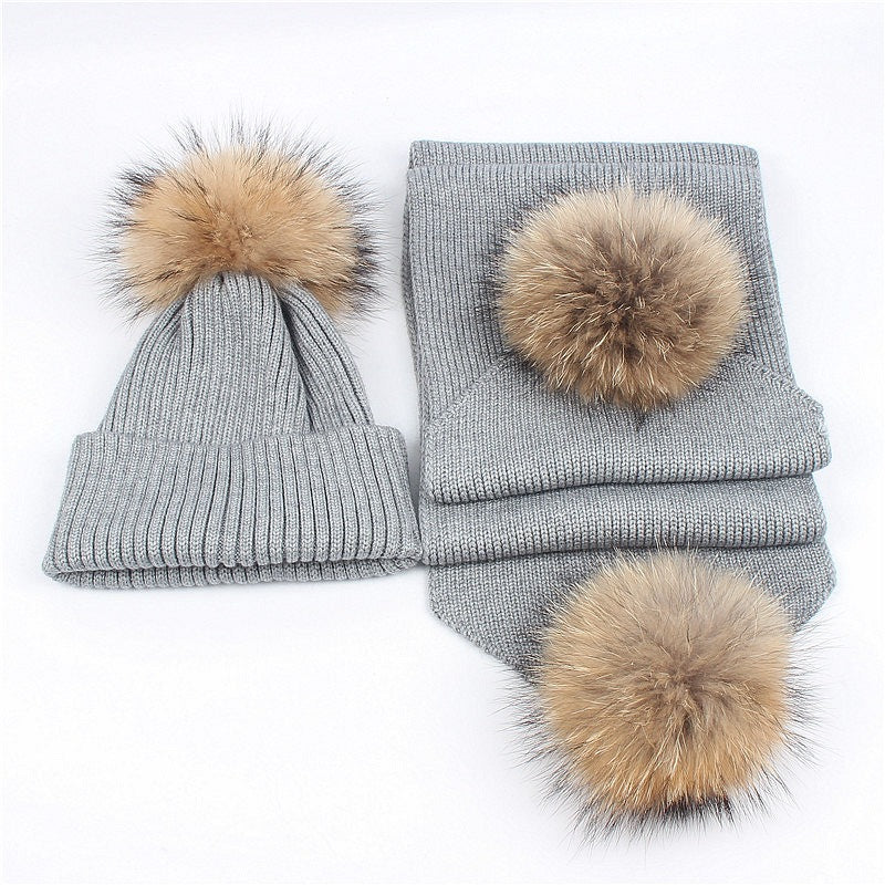 Outdoor warm raccoon fur ball wool hat scarf set
