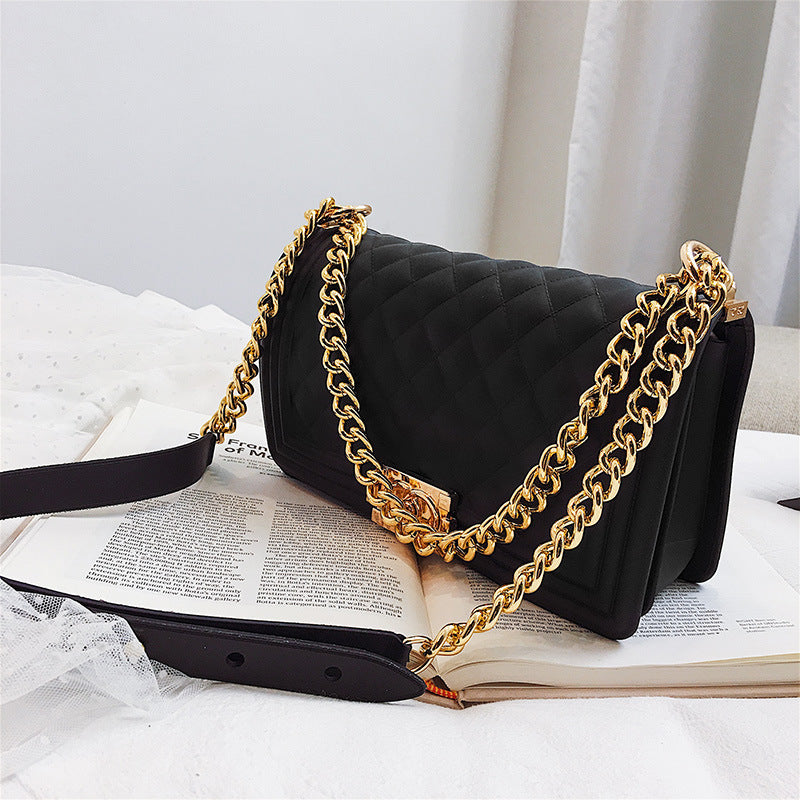 One-shoulder crossbody fashion chain bag