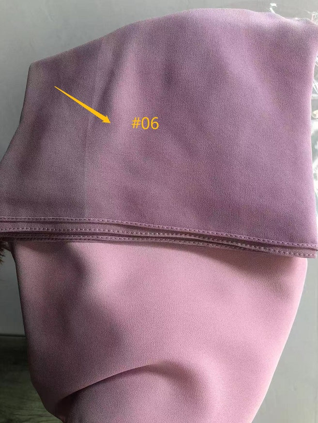 Ensfarvet perle chiffon tørklæde plus samme farve