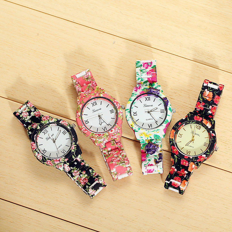 Female pattern silicone watch