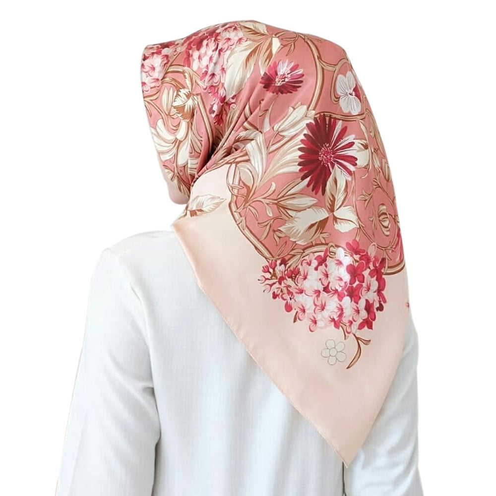 Explosive Leopard Printed Large Square Scarf