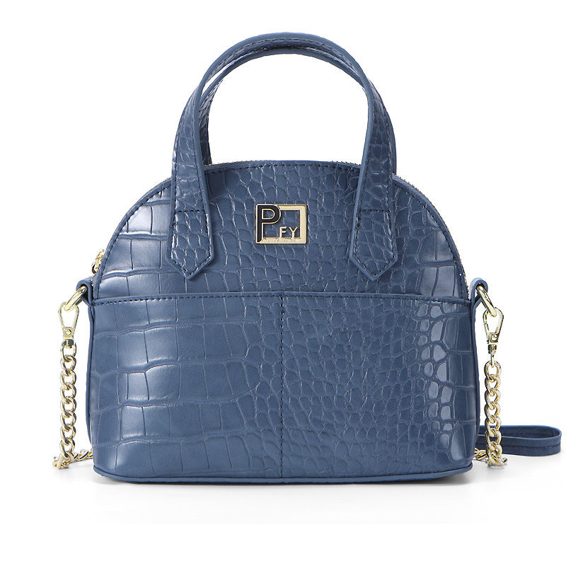Large capacity shoulder bag