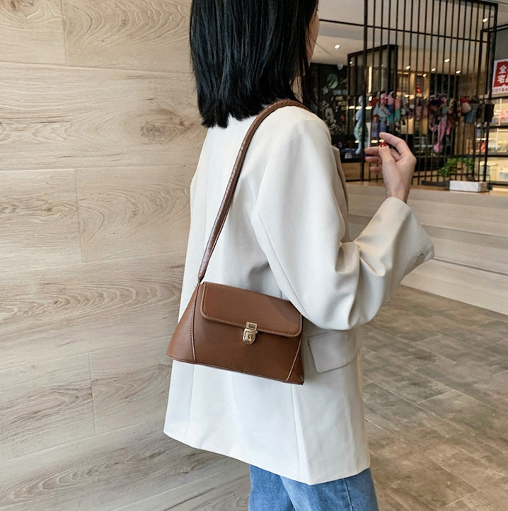 French niche retro armpit bag