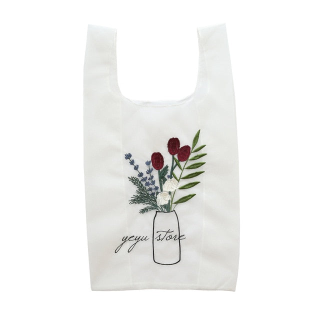 Net yarn embroidery transparent clutch