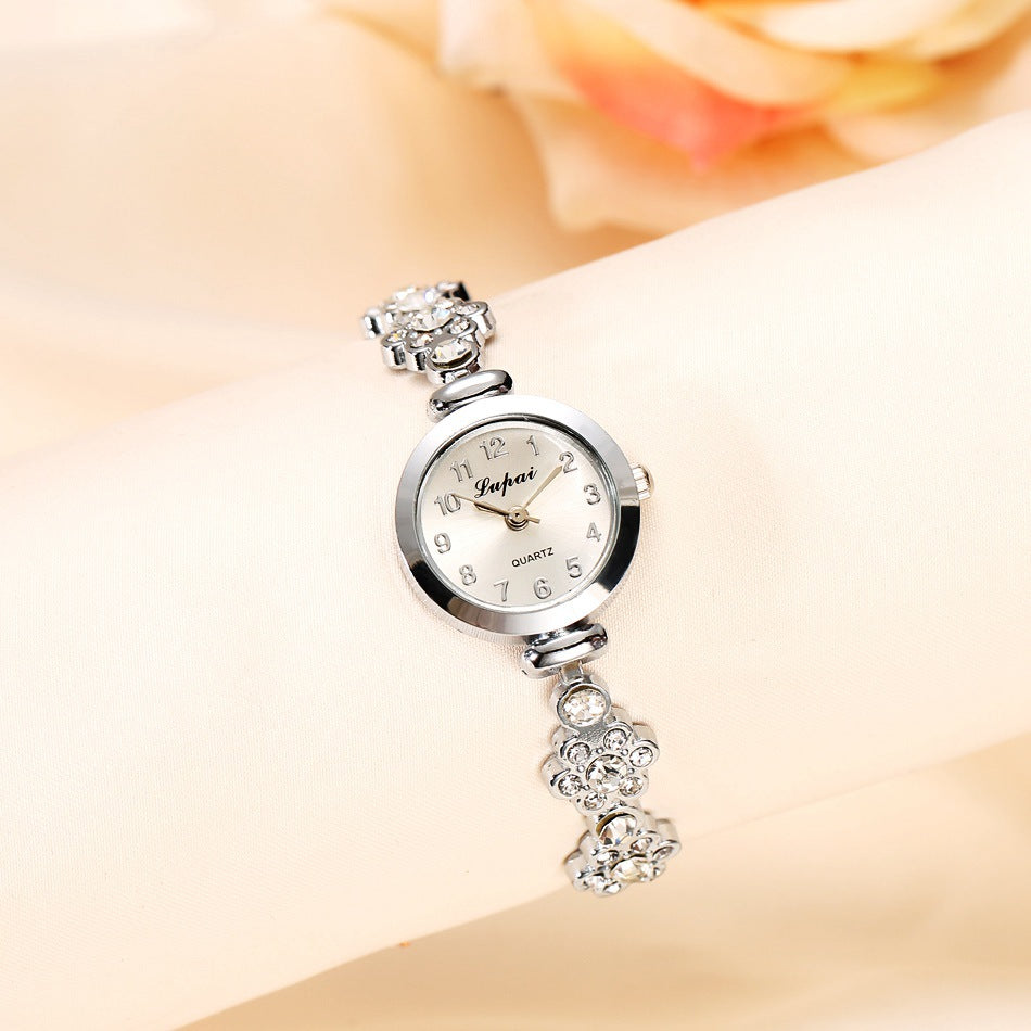 Brand hot sælgende perleserie modeur engros temperament dameur mode quartz ur mode armbåndsur dame