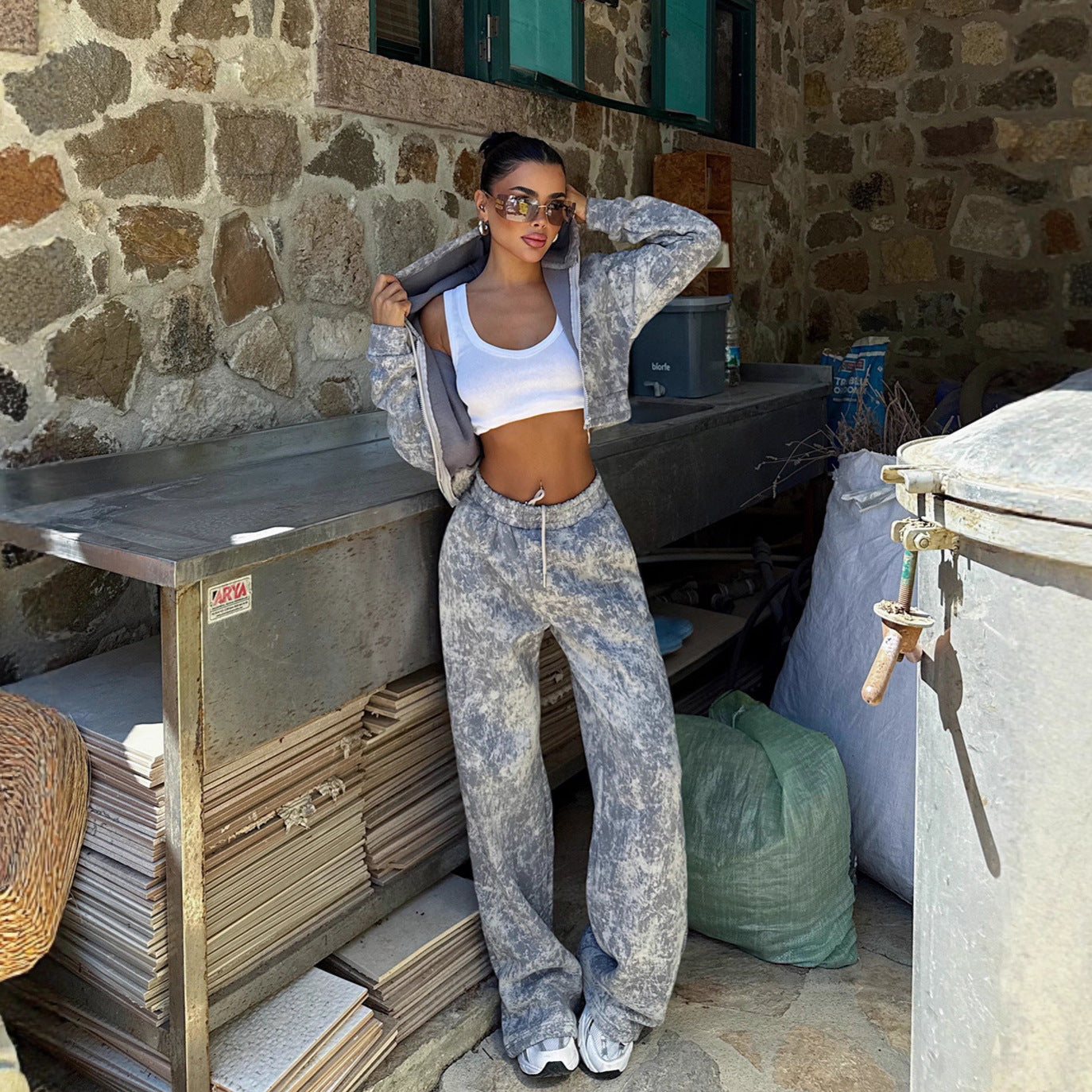 Printed Athletic Set With Zip-up Hoodie And Wide-leg Pants