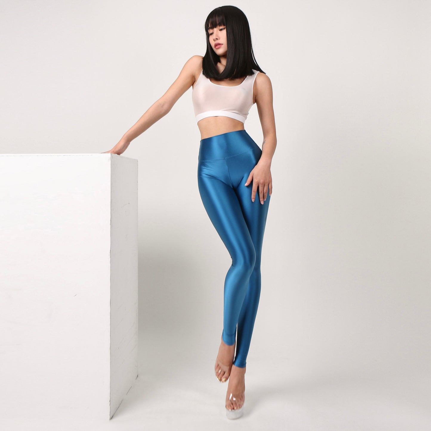 Greasy Skin Nine Part Crotch Silky And Elastic