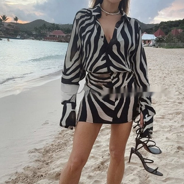 Womens Printed, Slim-Fit, Long-Sleeve, Notch-Neck, Button-Front Bodycon Dress