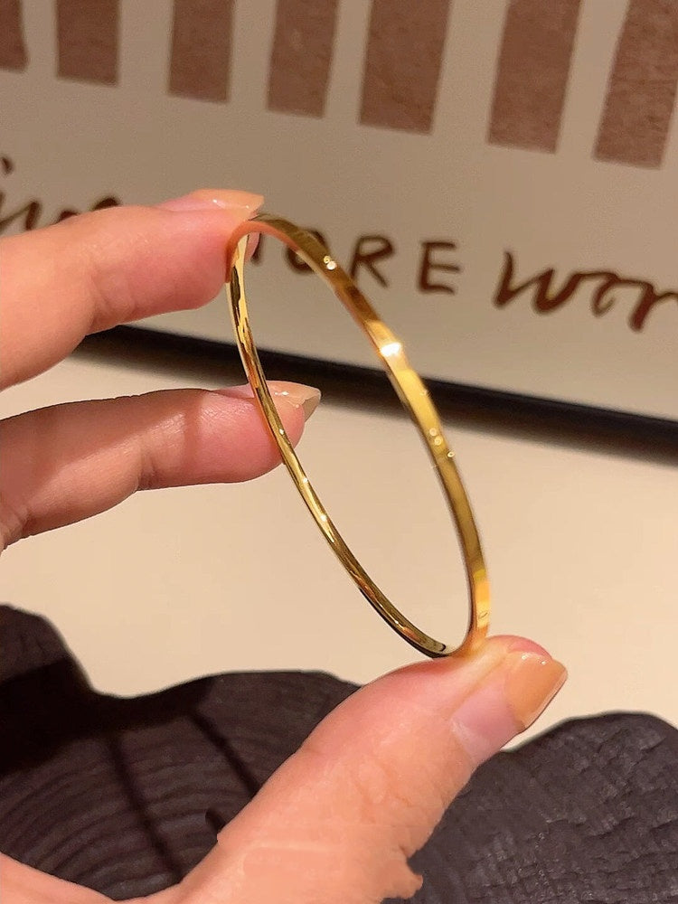 European And American-style Titanium Steel Bracelet That Wont Fade