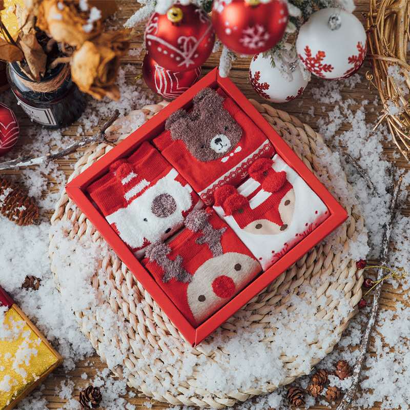 Women's Cute Fashion Mid-calf Christmas Stockings Gift Box