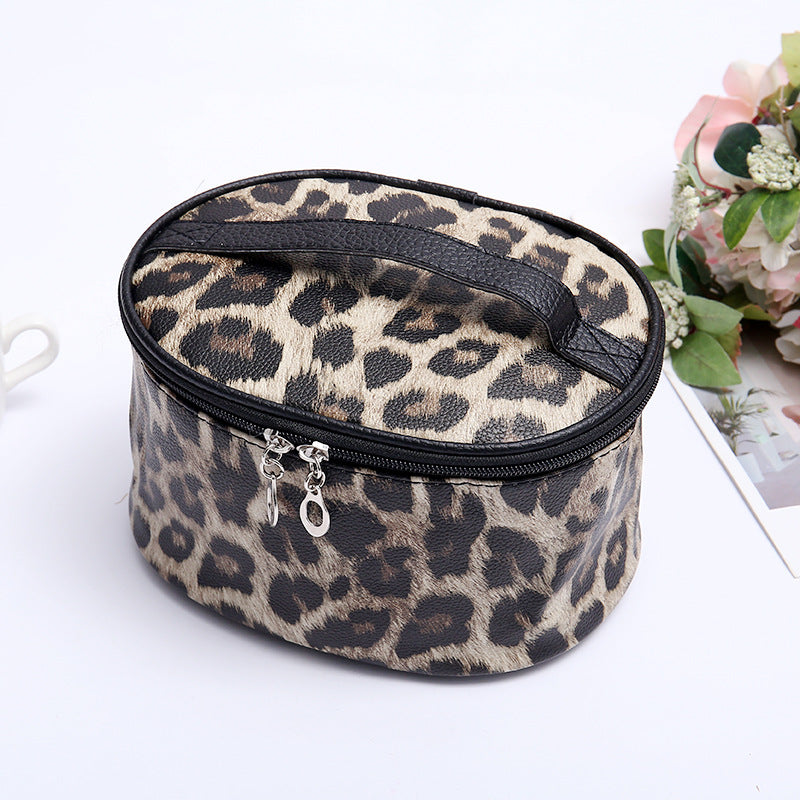 Retro Simple Cosmetic Bag Large Capacity Fashion Portable Storage