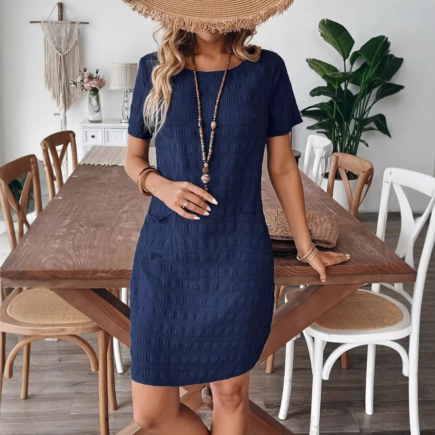 Fashionable Minimalist And Slim Fit Womens Dress