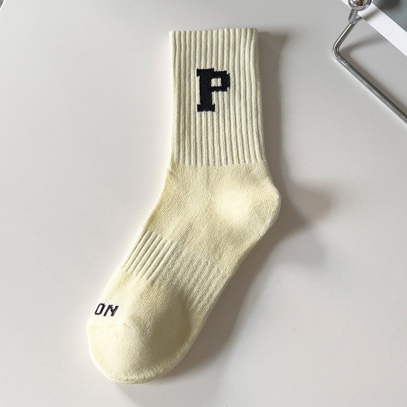 Women's Casual Simple Solid Color Medium Tube Socks