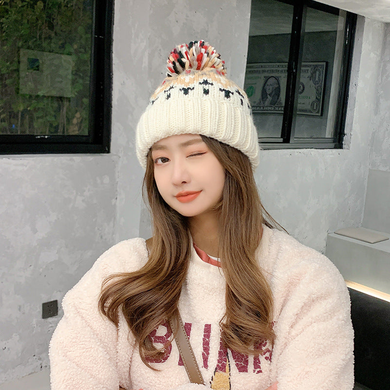 Fashionable Age Reducing Cute Fur Ball Knitted Hat