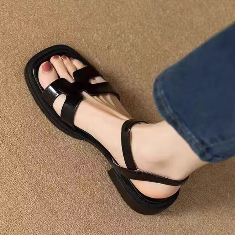 Nye koreansk-inspirerede alsidige flade casual sandaler med én rem