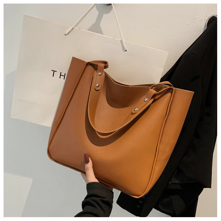 Women's Fashion Vintage Solid Colour Large Capacity Shoulder Bag