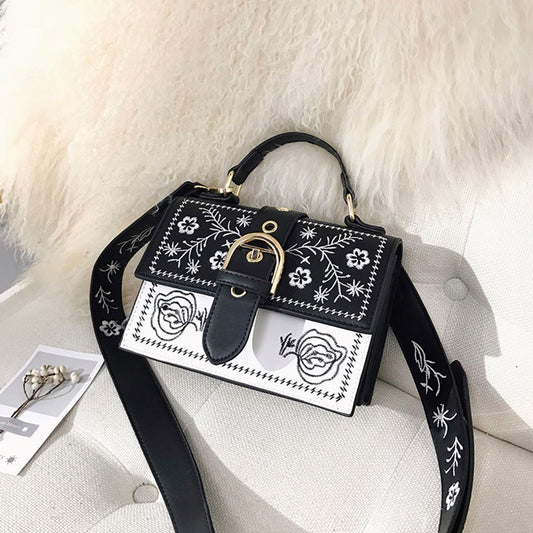 New Ethnic Style Graffiti Printing Fashion Shoulder Messenger Bag
