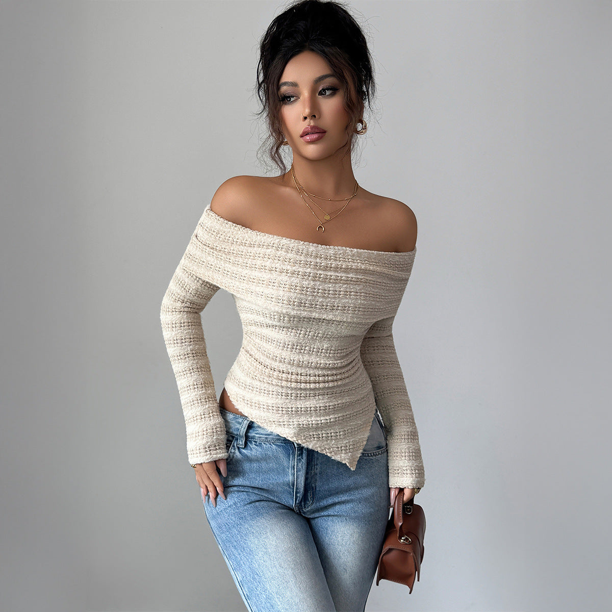 Dame Lysegul Abrikosfarvet Langærmet Off-shoulder T-shirt