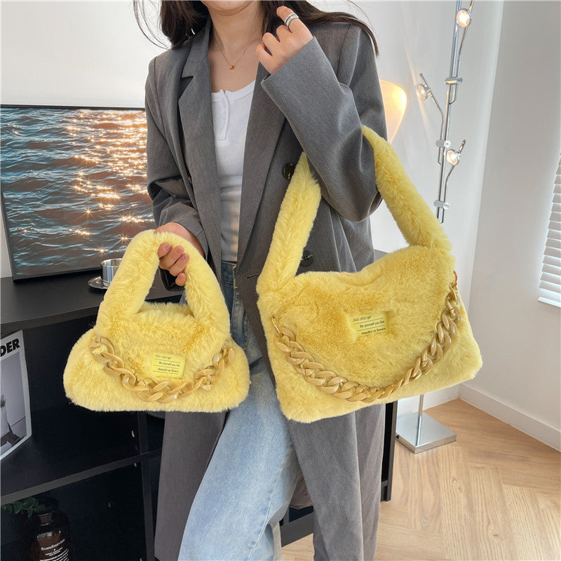 New Stylish Acrylic Chain Fluffy Bag For Commuting