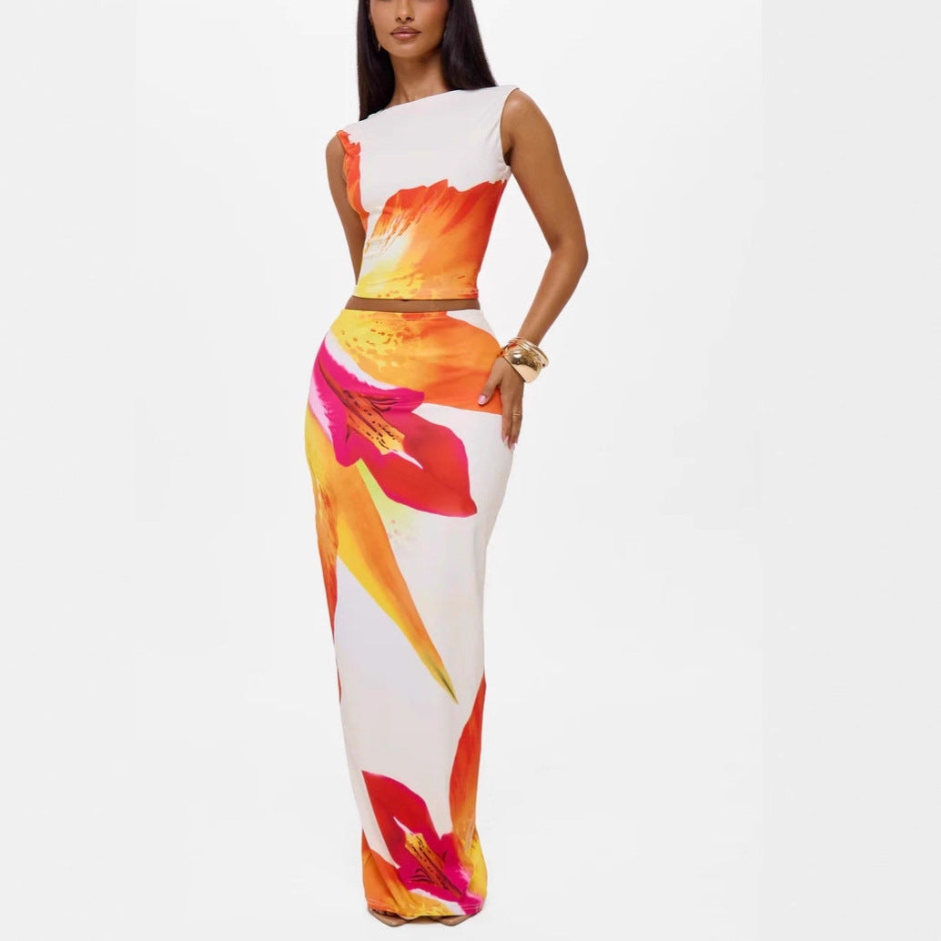 Fashionable Printed Sleeveless Crew-Neck Short T-Shirt And Casual Hip-Hugging Maxi Skirt Set For Vacation Style