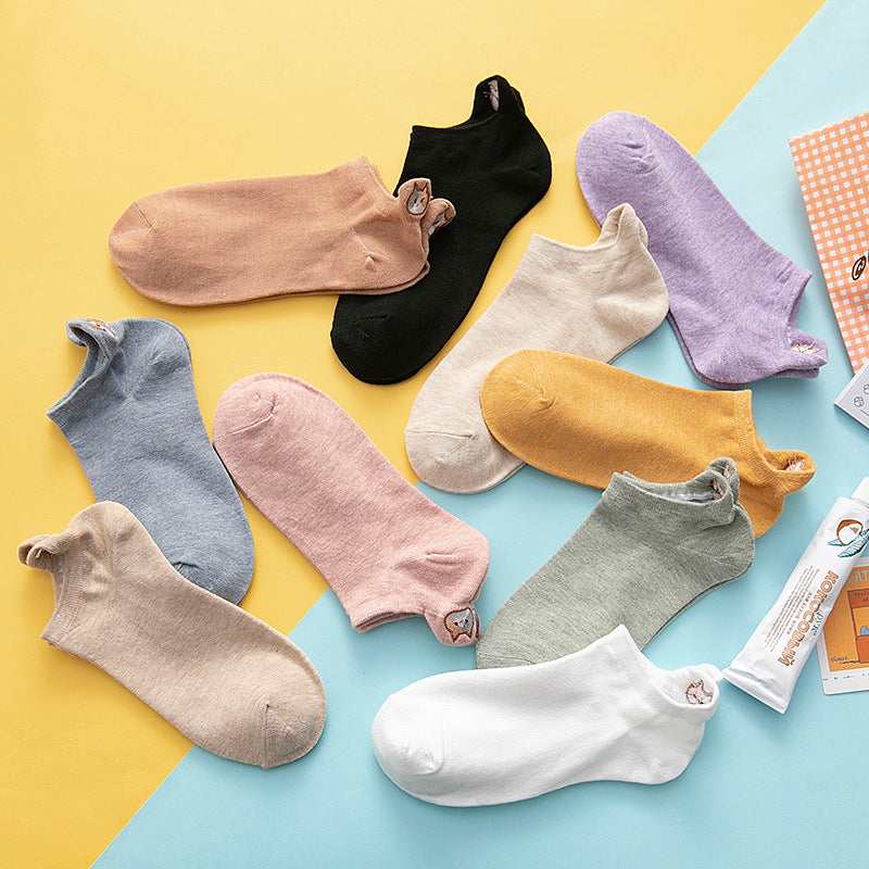 New Cotton Embroidery Cartoon Cat Shallow Mouth Ladies Socks