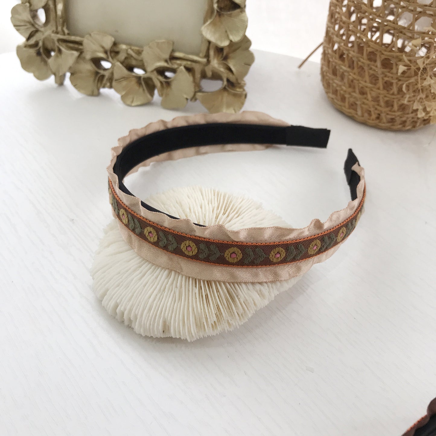 Exaggerated Wooden Ear Headdress Black Hair Hoop