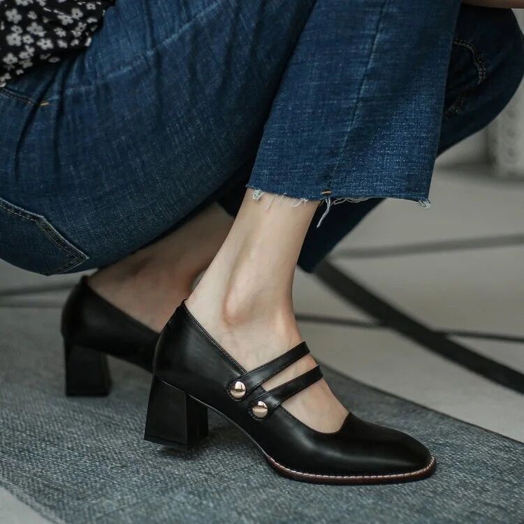 New Gentle High Thick Heel Retro Women's Shoes