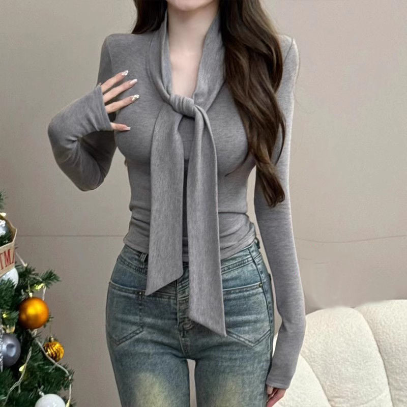 Pure Red V-neck Lace-up Bottoming Shirt