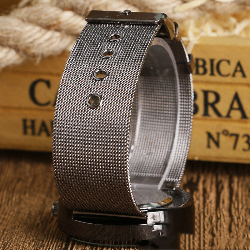 Korean Version Trendy Men's Fashion Alloy Mesh Strap Watch