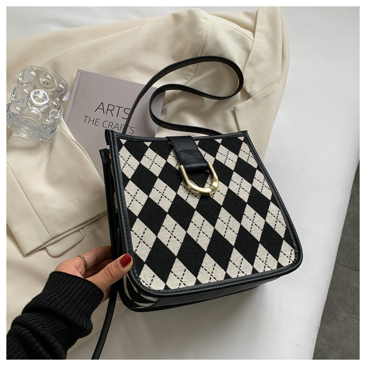 Lingge Shoulder Autumn And Winter Texture Bucket Bag